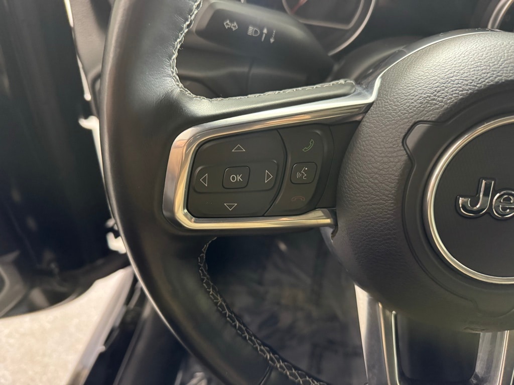 2022 JEEP WRANGLER - Image 17