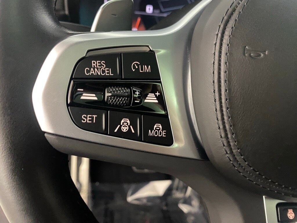 2023 BMW M550I - Image 12