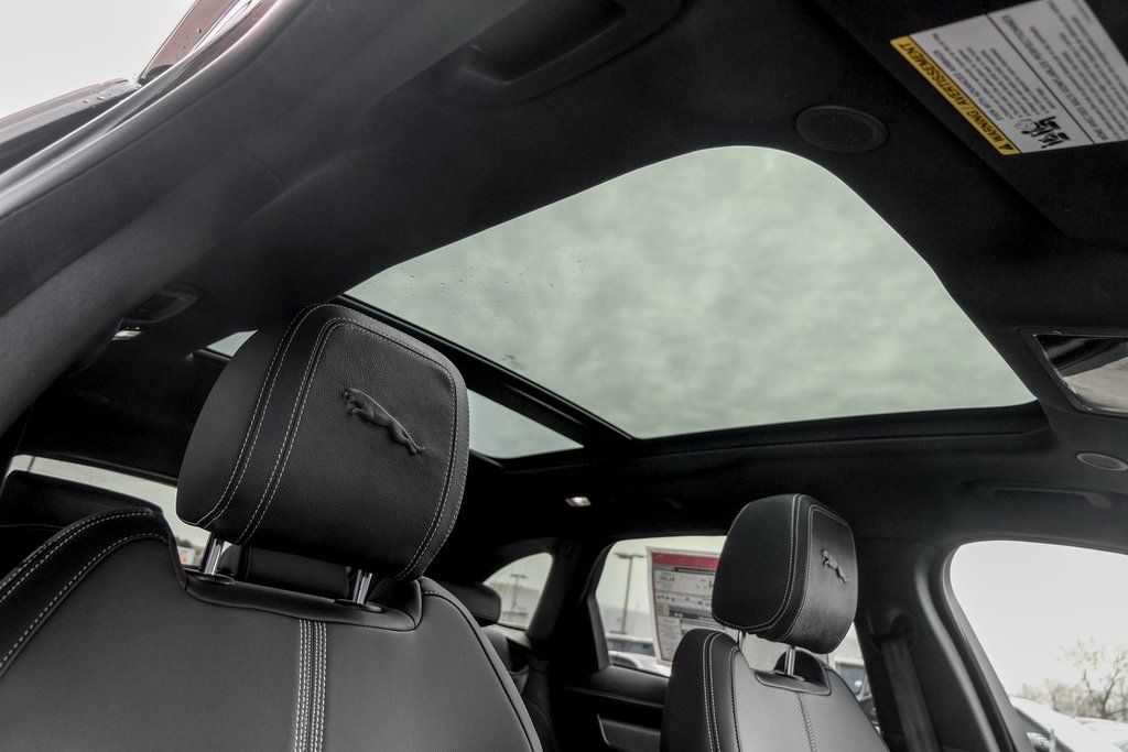 2026 Jaguar F-Pace R-Dynamic S - Photo 22