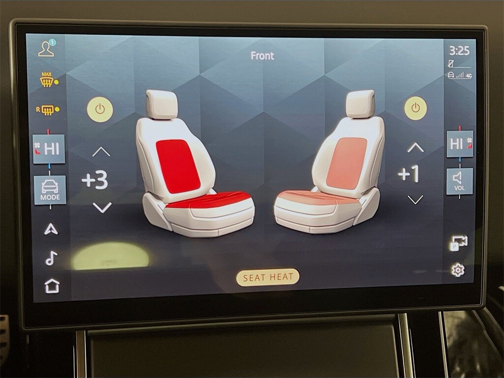 2025 LAND ROVER RANGE ROVER EVOQUE - Image 21