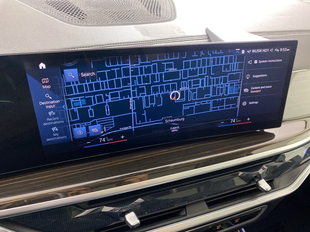 2023 BMW X7 - Image 15