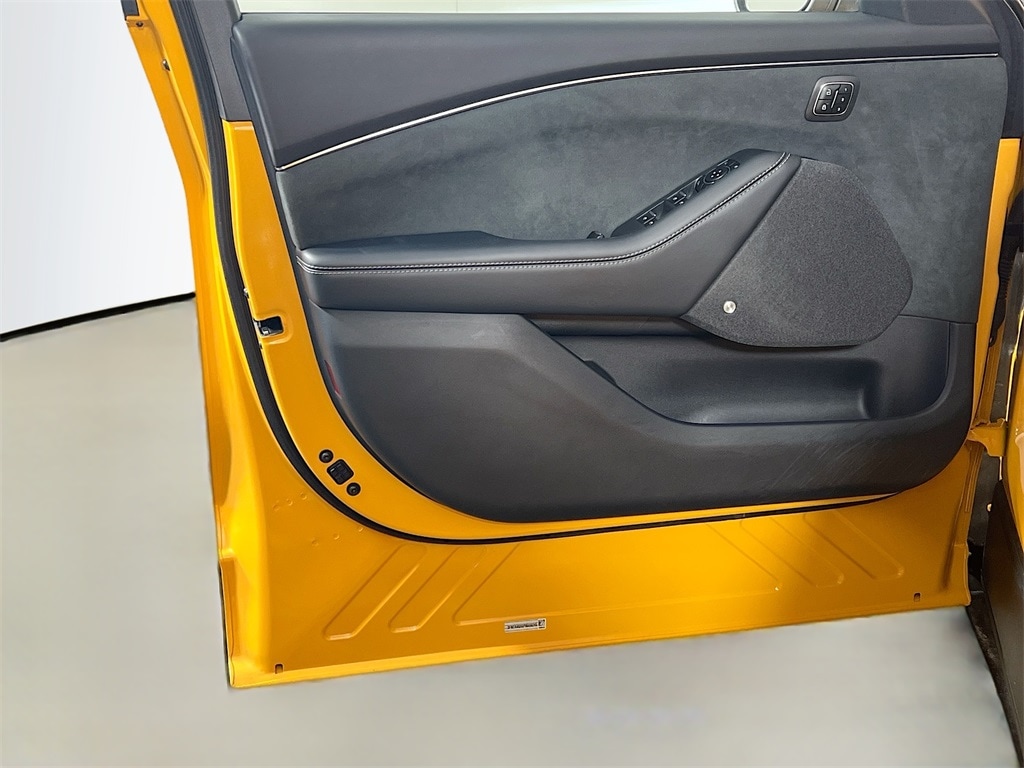 2023 FORD MUSTANG MACH-E - Image 19