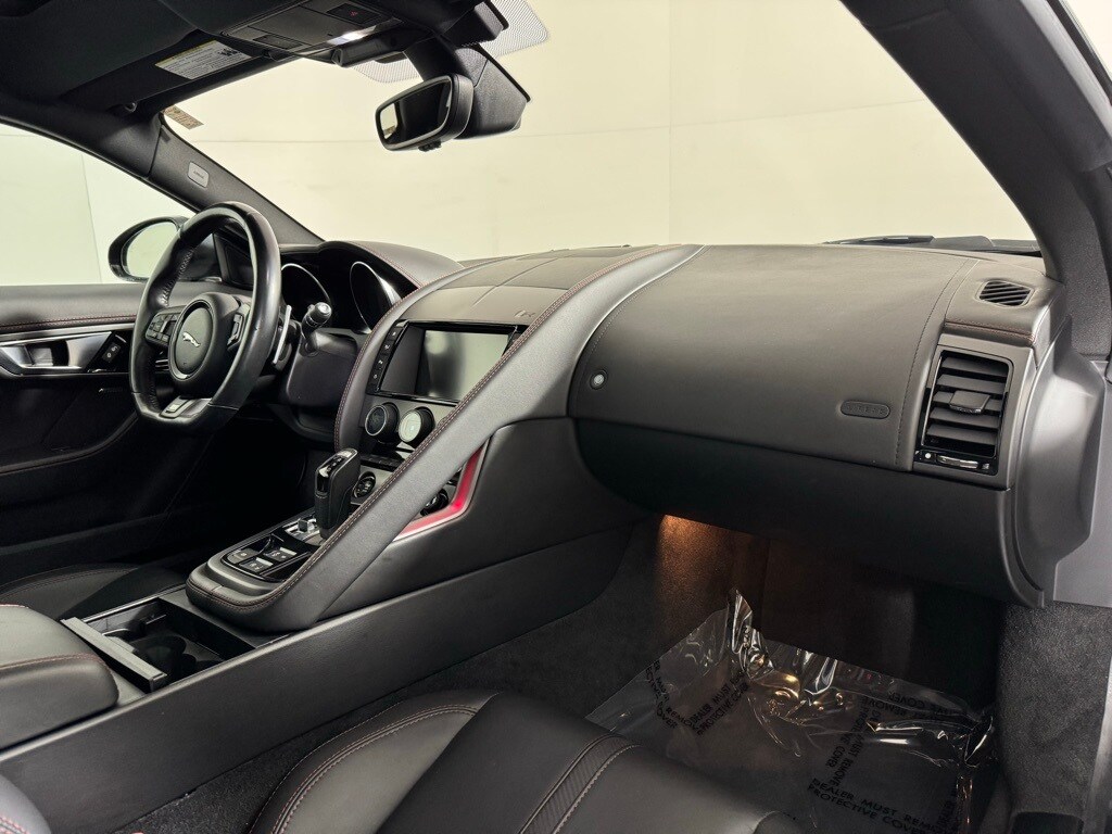 2017 JAGUAR F-TYPE - Image 31