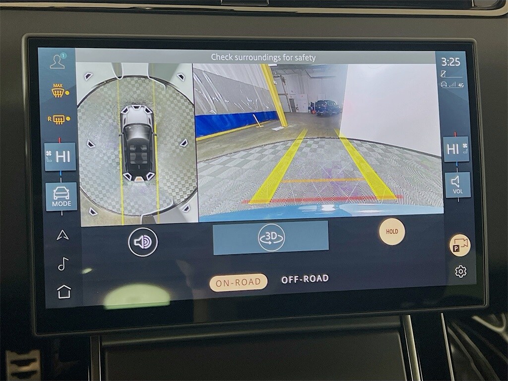 2025 LAND ROVER RANGE ROVER EVOQUE - Image 14