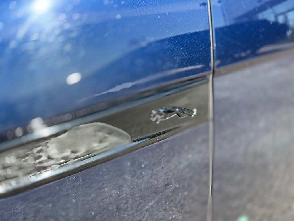 2024 JAGUAR XF - Image 10