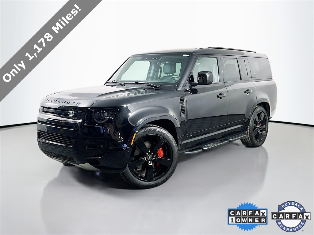 2024 LAND ROVER DEFENDER - Image 1