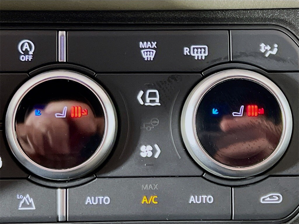 2021 LAND ROVER DEFENDER - Image 21