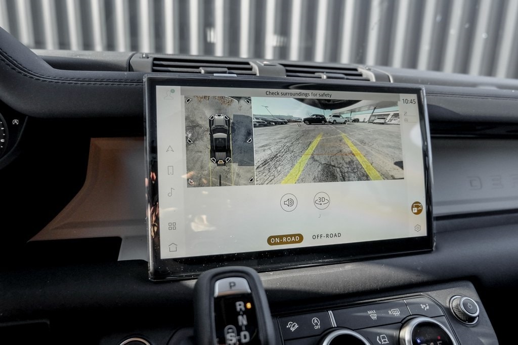 2025 LAND ROVER DEFENDER - Image 14