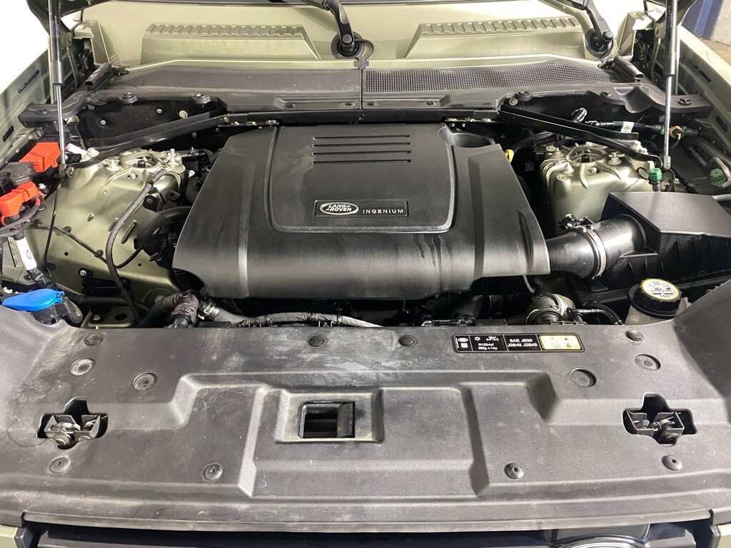 2025 LAND ROVER DEFENDER - Image 31