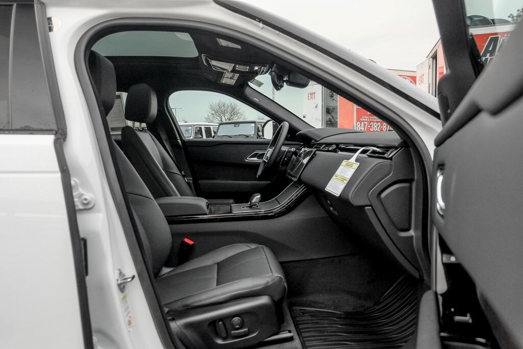 2026 LAND ROVER RANGE ROVER VELAR - Image 21
