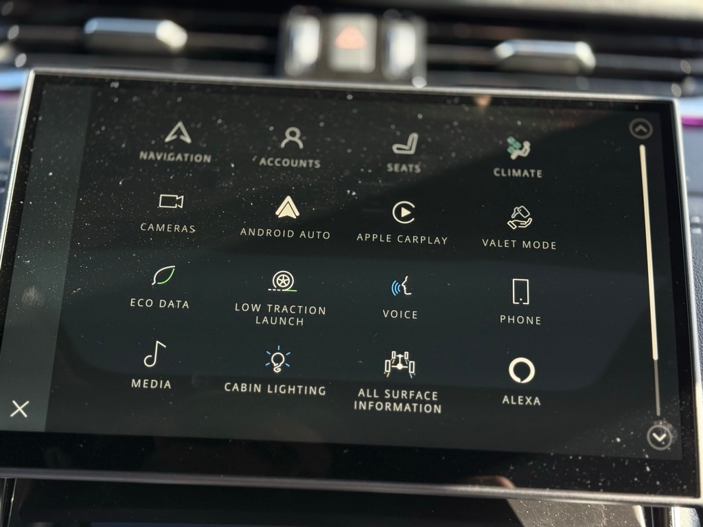 2024 JAGUAR XF - Image 21