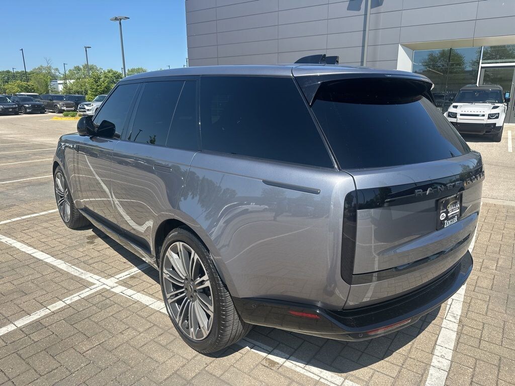 Certified 2024 Land Rover Range Rover P530 SE SUV