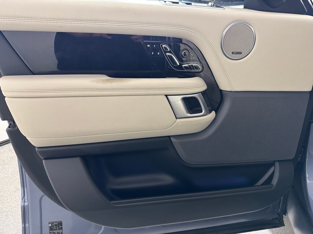 2022 LAND ROVER RANGE ROVER - Image 11