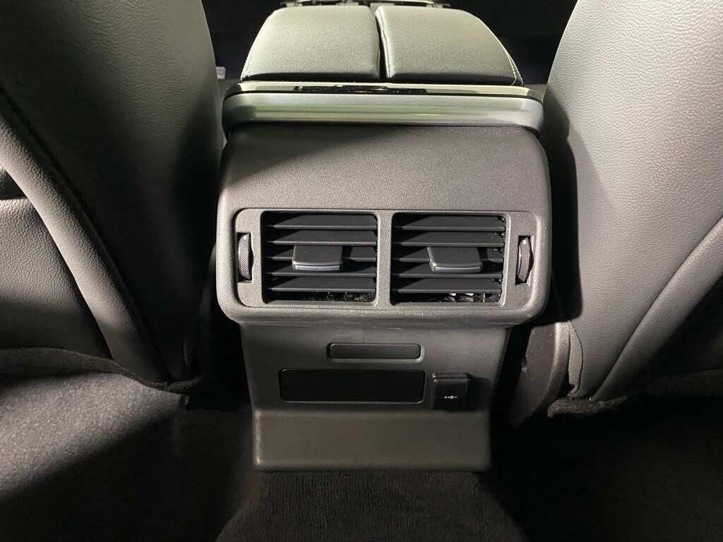 2022 LAND ROVER RANGE ROVER VELAR - Image 29