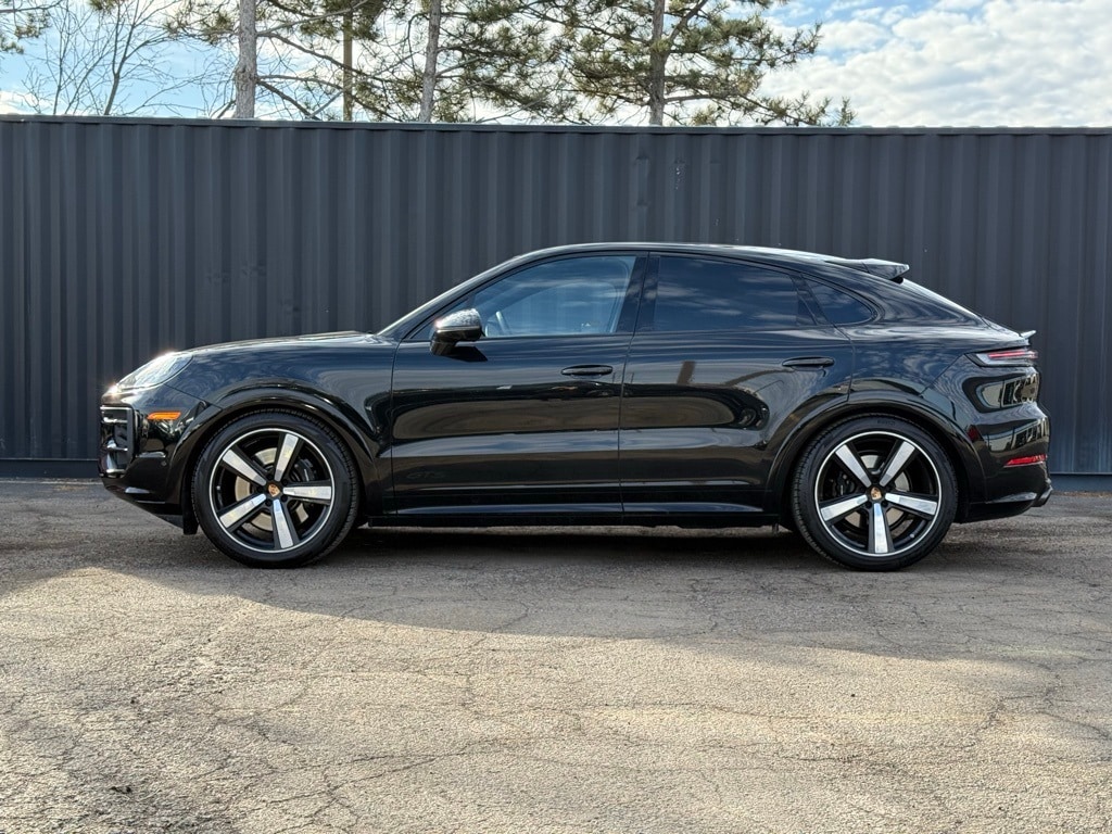 2025 PORSCHE CAYENNE - Image 6