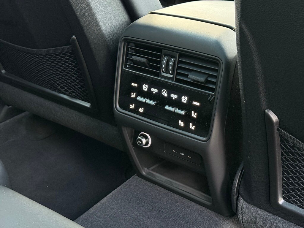 2025 PORSCHE CAYENNE - Image 23
