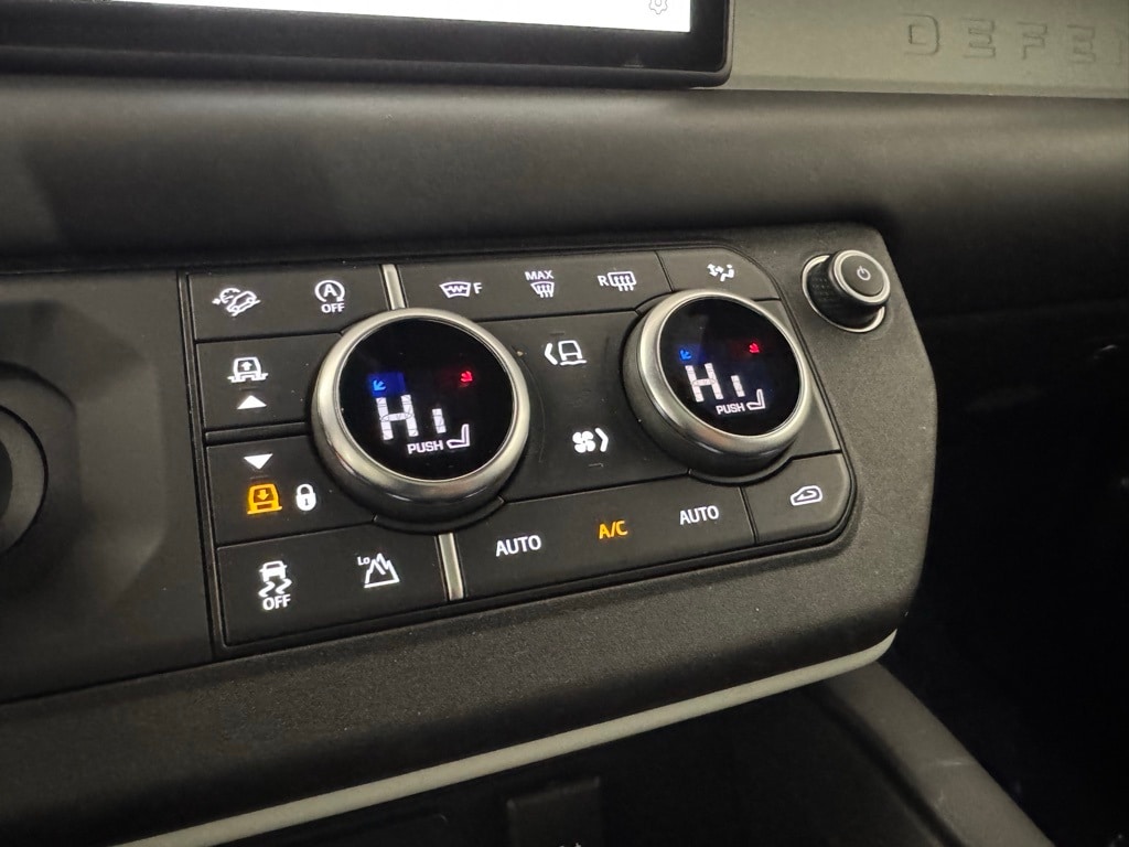 2023 LAND ROVER DEFENDER - Image 18