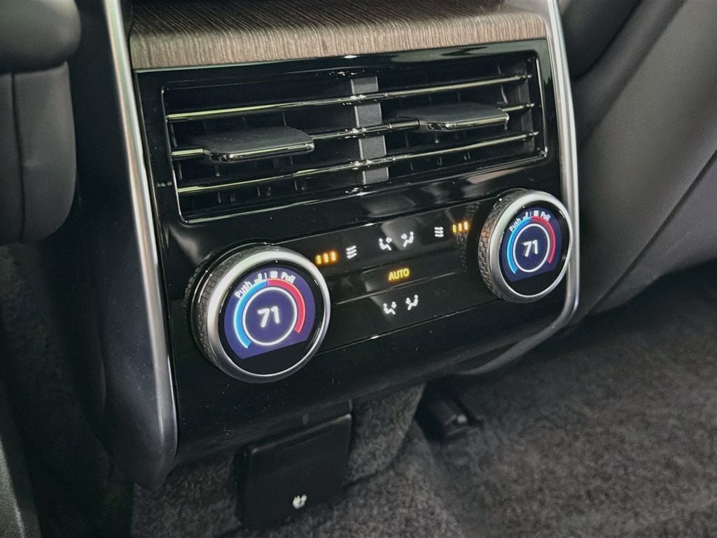 2024 Land Rover Range Rover SE - Photo 27