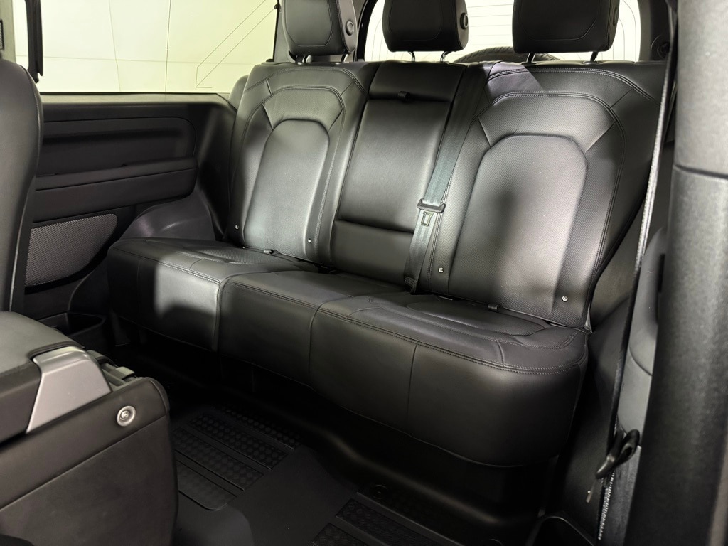 2024 LAND ROVER DEFENDER - Image 28