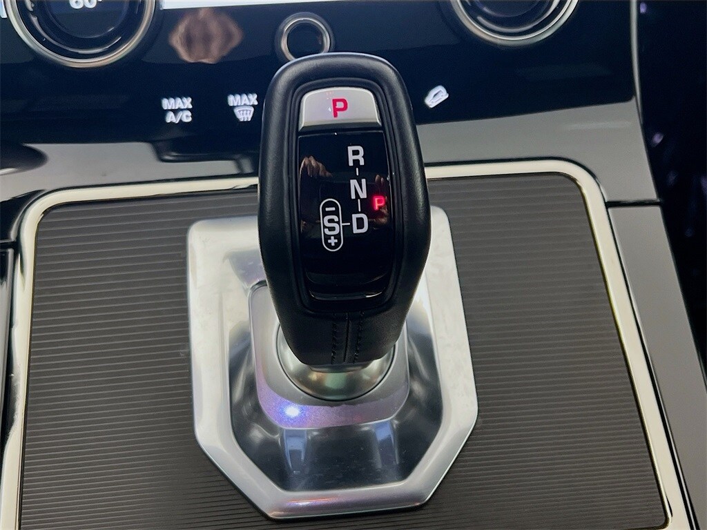 2022 LAND ROVER RANGE ROVER EVOQUE - Image 17