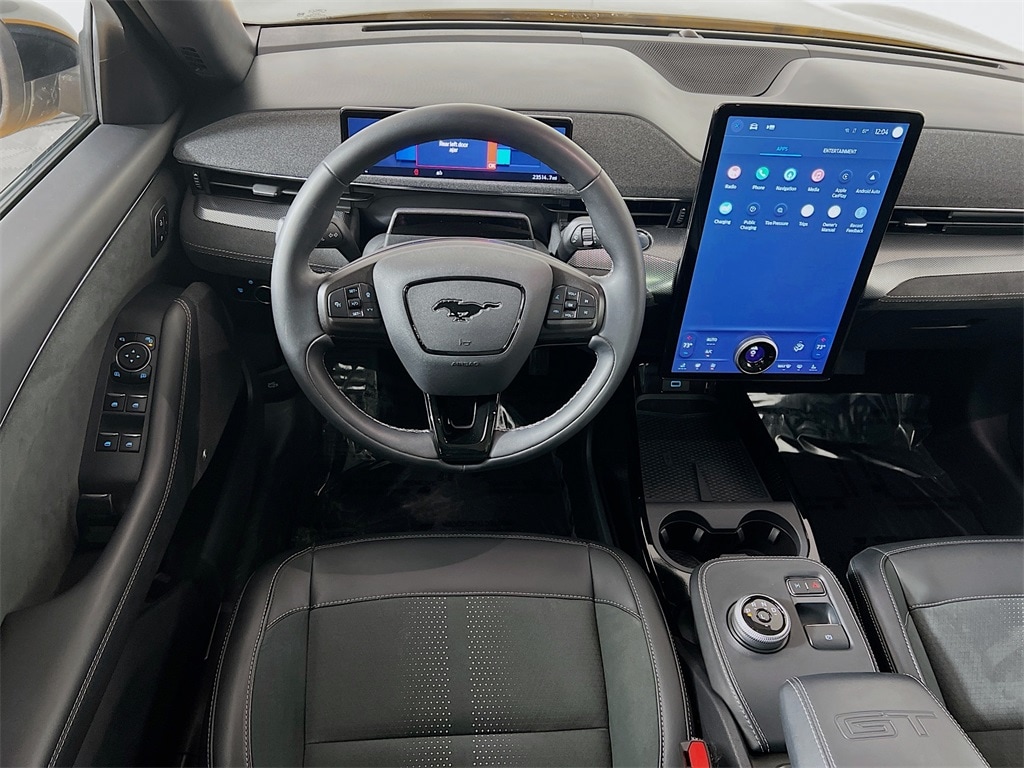 2023 FORD MUSTANG MACH-E - Image 25
