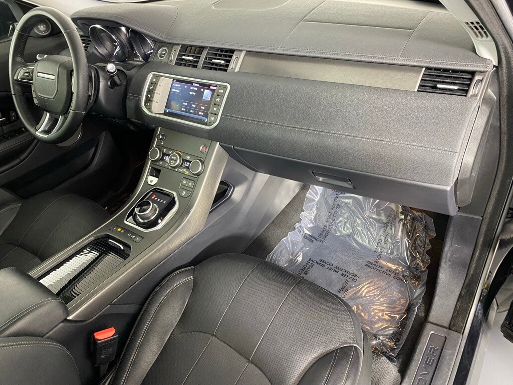 2019 LAND ROVER RANGE ROVER EVOQUE - Image 30