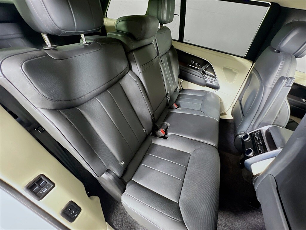 2022 LAND ROVER NEW RANGE ROVER - Image 30