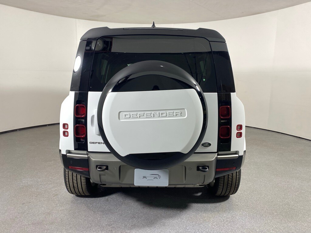 2023 LAND ROVER DEFENDER - Image 6
