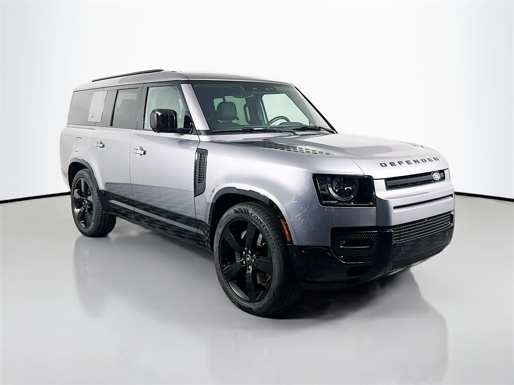 Used 2024 Land Rover Defender 130 X-Dynamic SE SUV