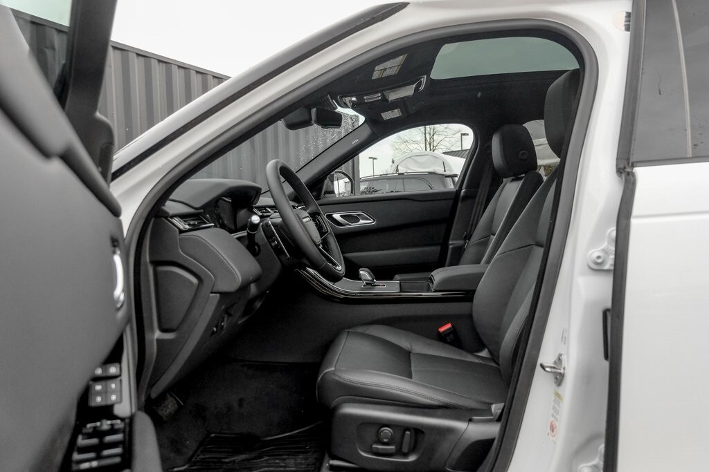 2026 LAND ROVER RANGE ROVER VELAR - Image 10