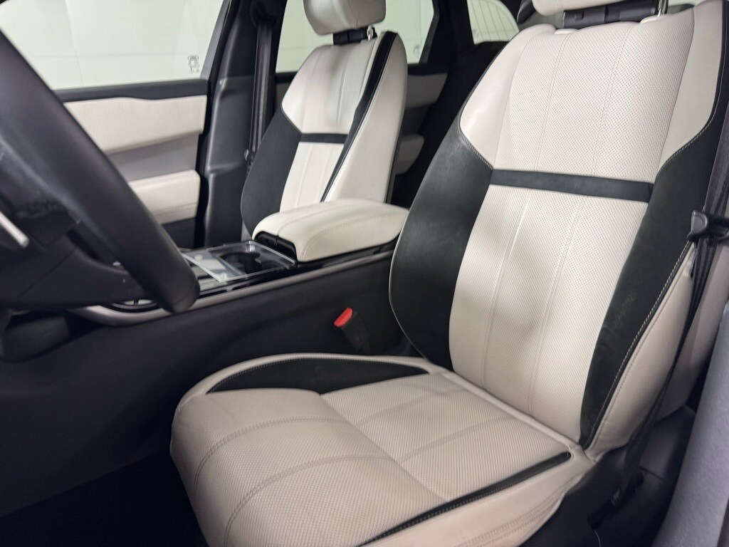 2019 LAND ROVER RANGE ROVER VELAR - Image 13