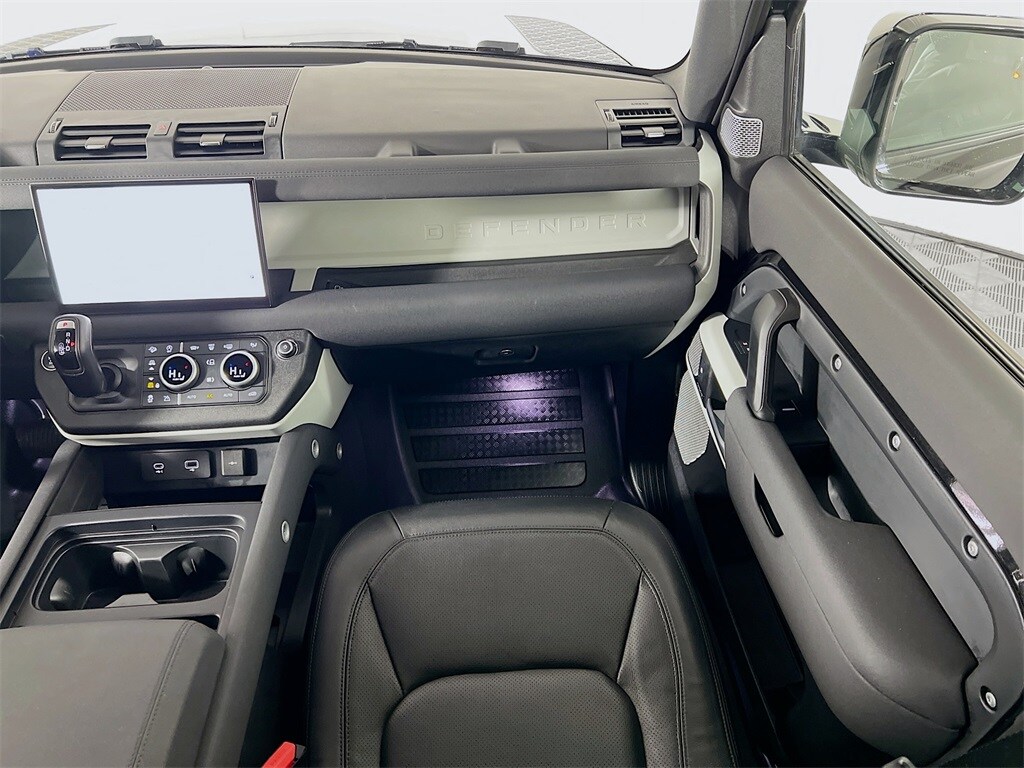 2023 LAND ROVER DEFENDER - Image 25