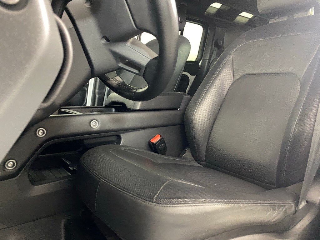 2023 LAND ROVER DEFENDER - Image 13