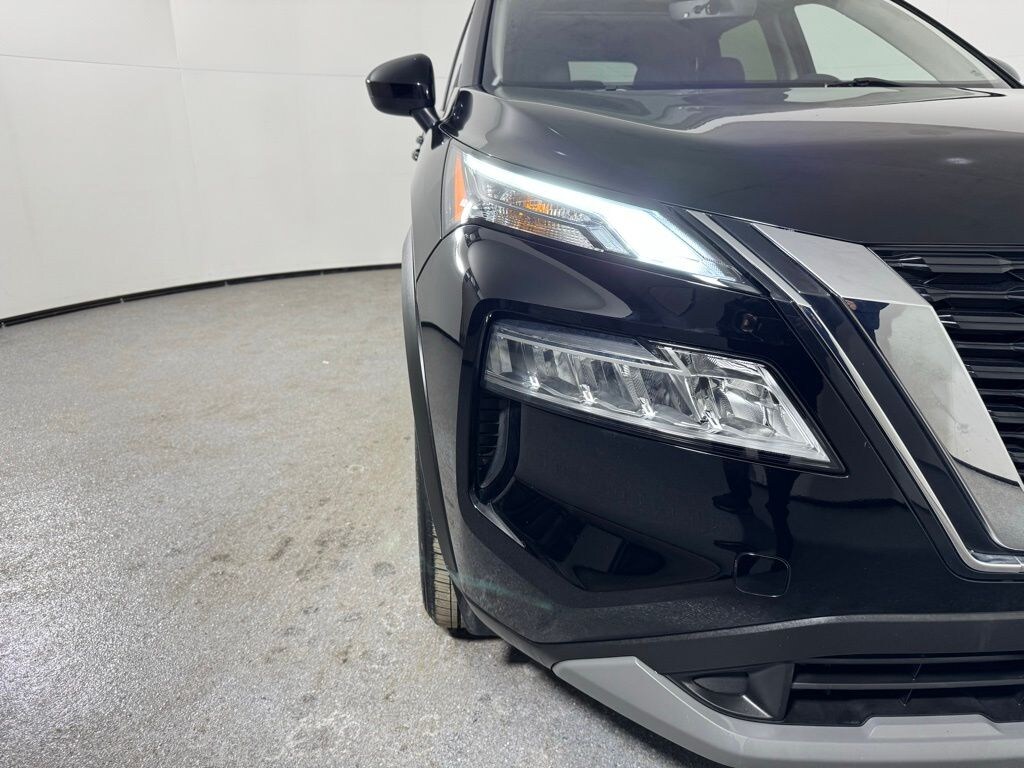 Used 2023 Nissan Rogue SV SUV