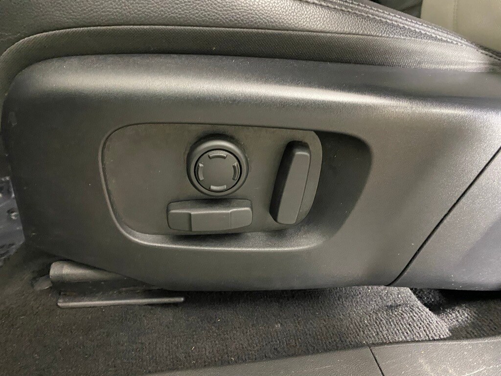 2023 LAND ROVER RANGE ROVER EVOQUE - Image 12