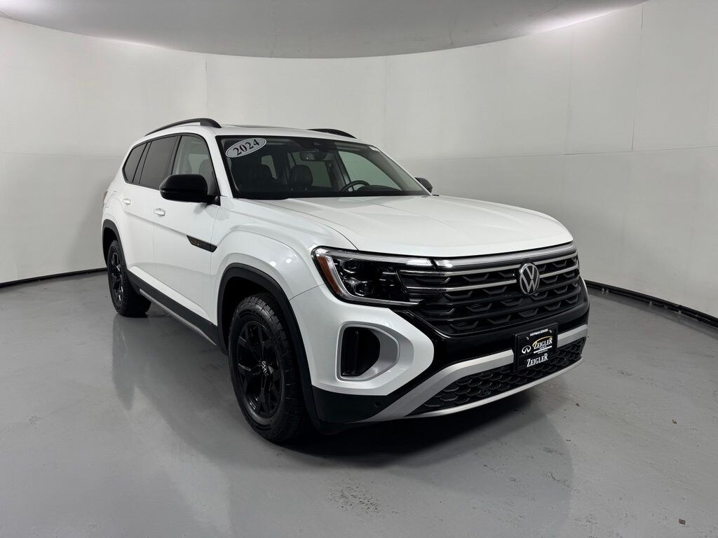 Used 2024 Volkswagen Atlas 2.0T Peak Edition SEL SUV