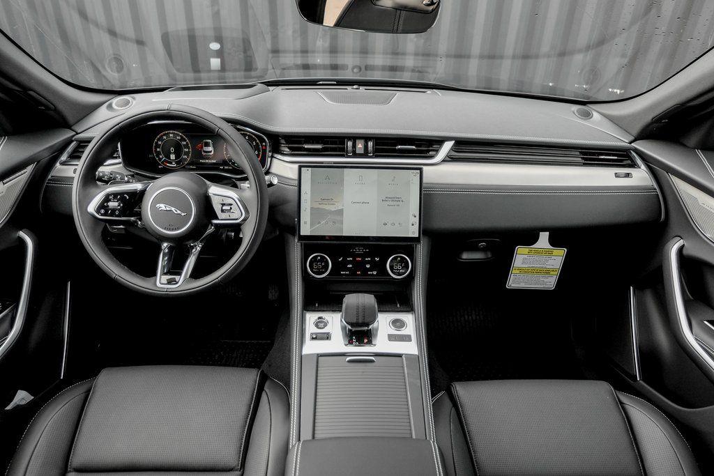 2026 Jaguar F-Pace R-Dynamic S - Photo 19