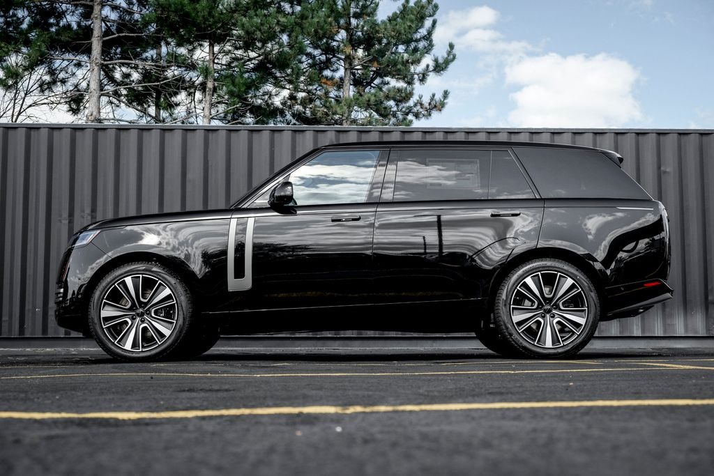 New 2026 Land Rover Range Rover P530 SE 7 Seat SUV