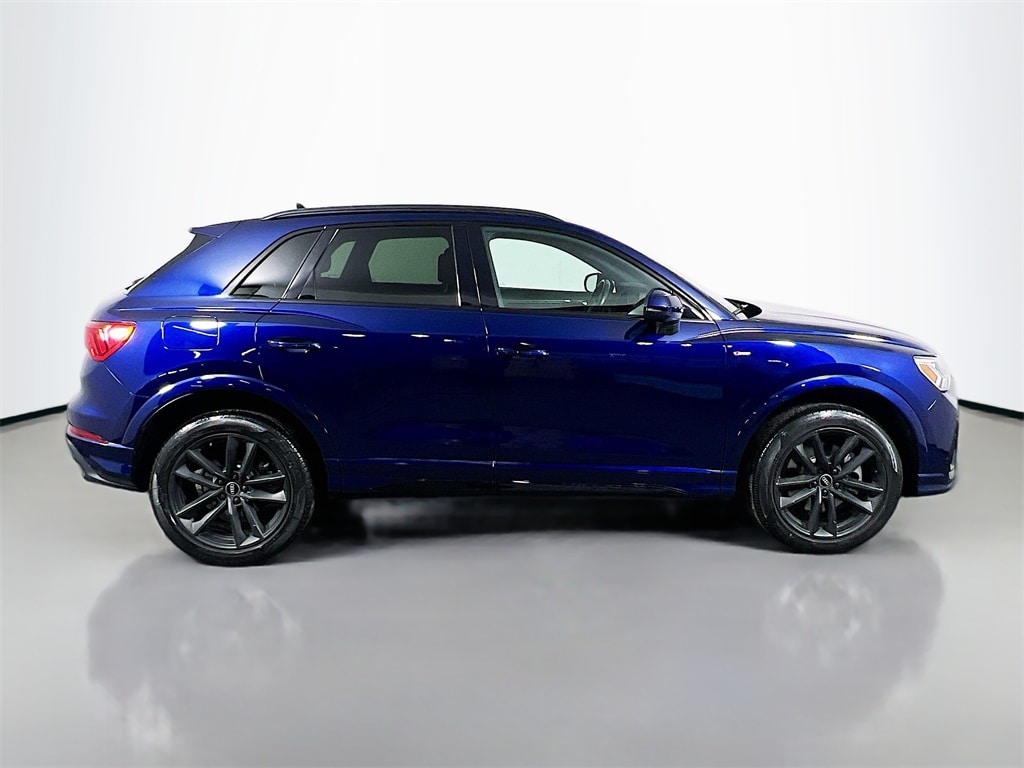 2023 AUDI Q3 - Image 4