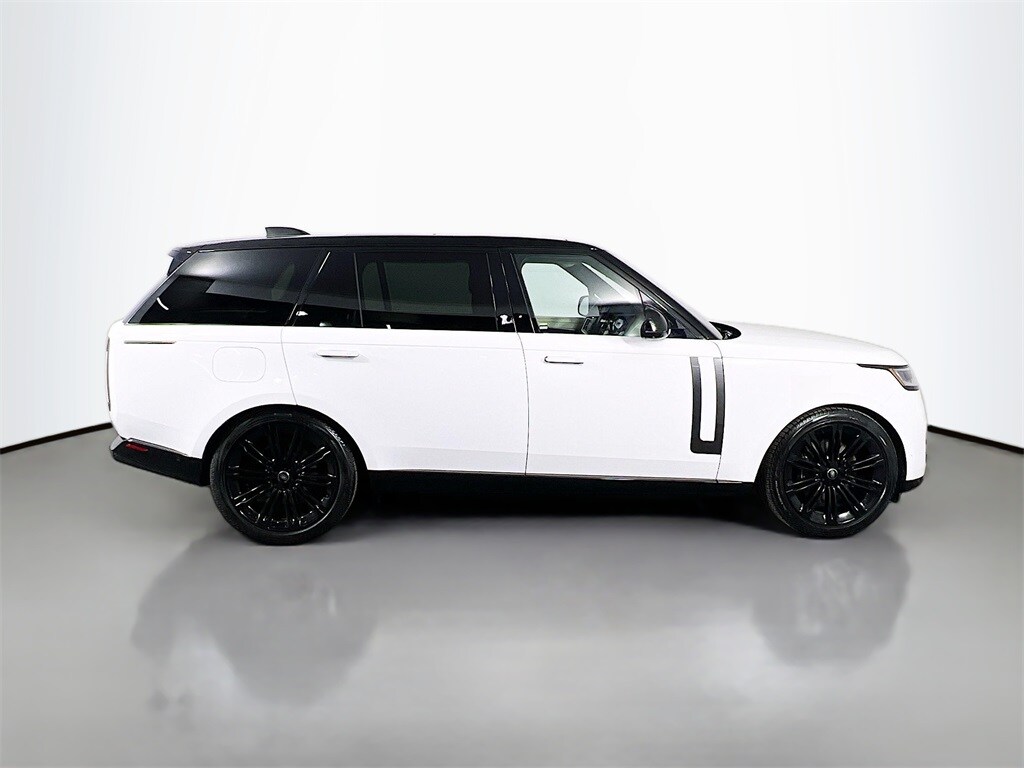 2022 LAND ROVER NEW RANGE ROVER - Image 4