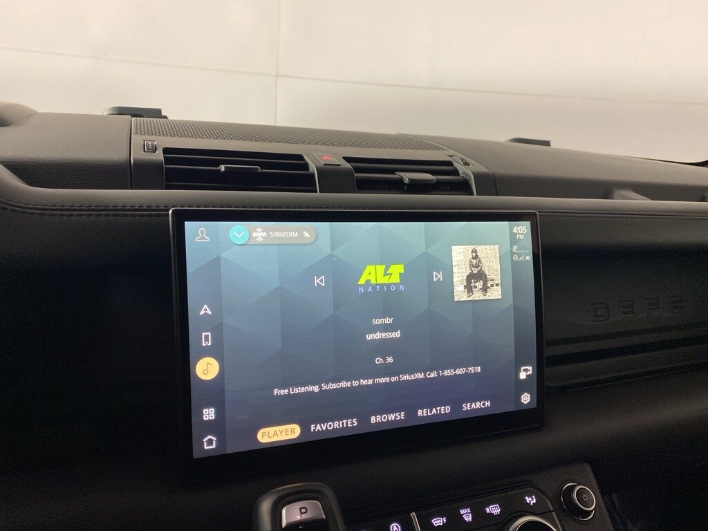 2023 LAND ROVER DEFENDER - Image 16