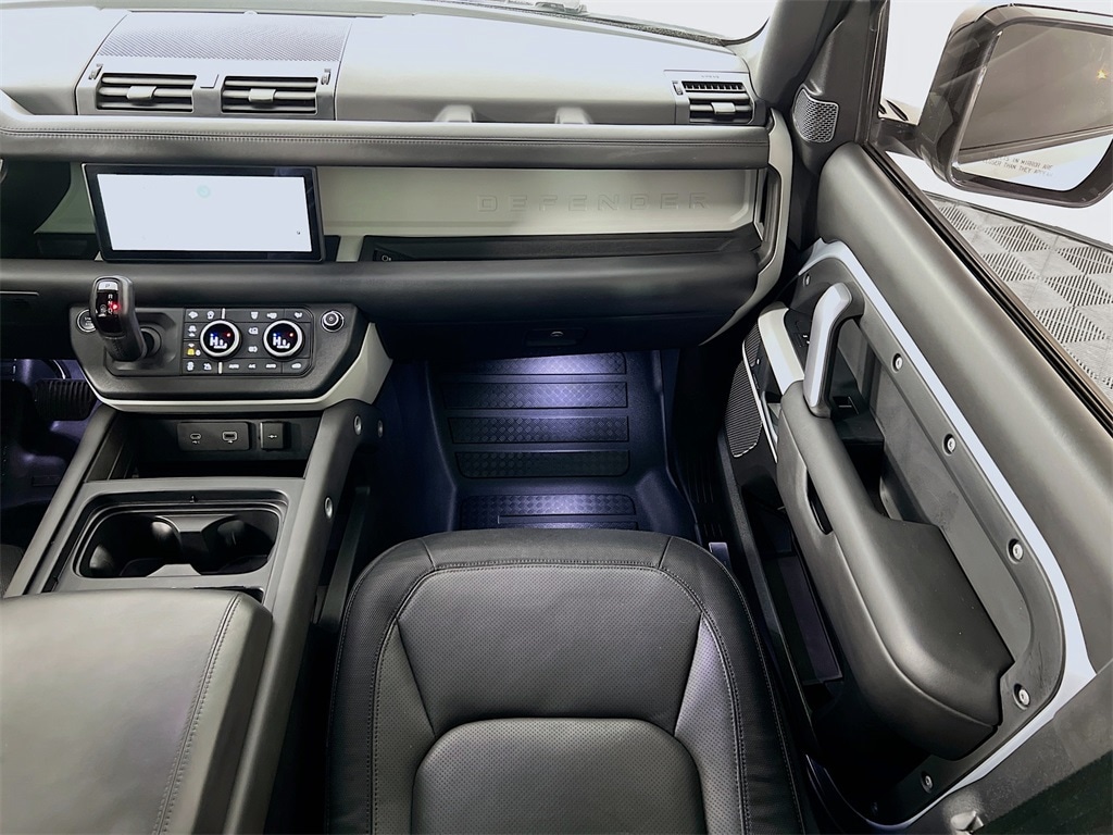 2023 LAND ROVER DEFENDER - Image 25