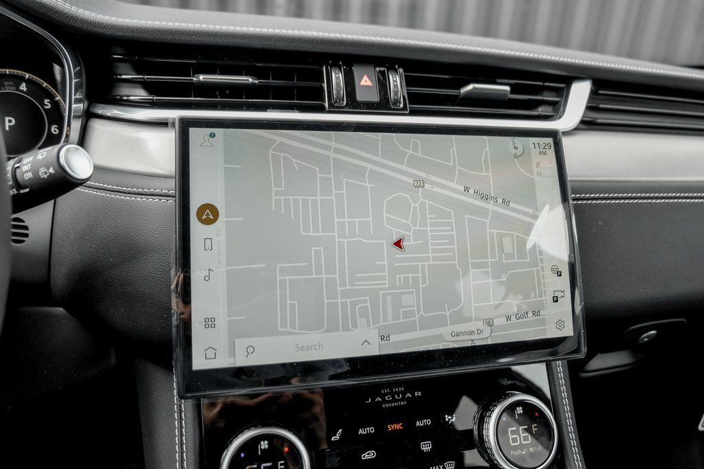 2026 Jaguar F-Pace R-Dynamic S - Photo 13