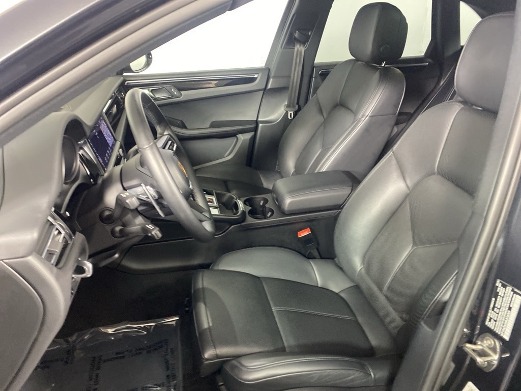 2024 PORSCHE MACAN - Image 18