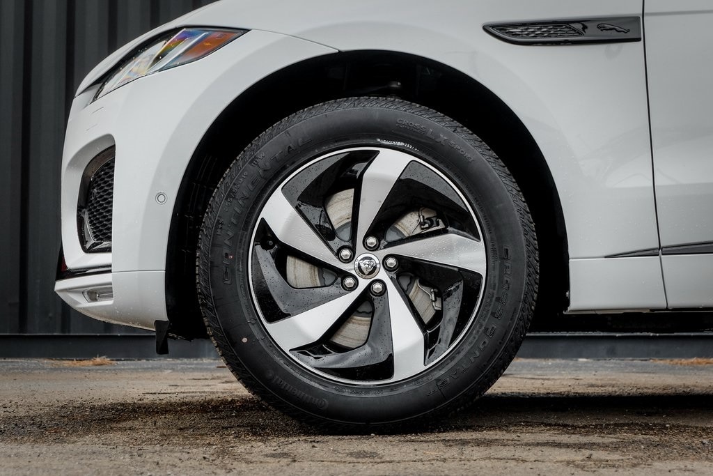 2026 JAGUAR F-PACE - Image 4