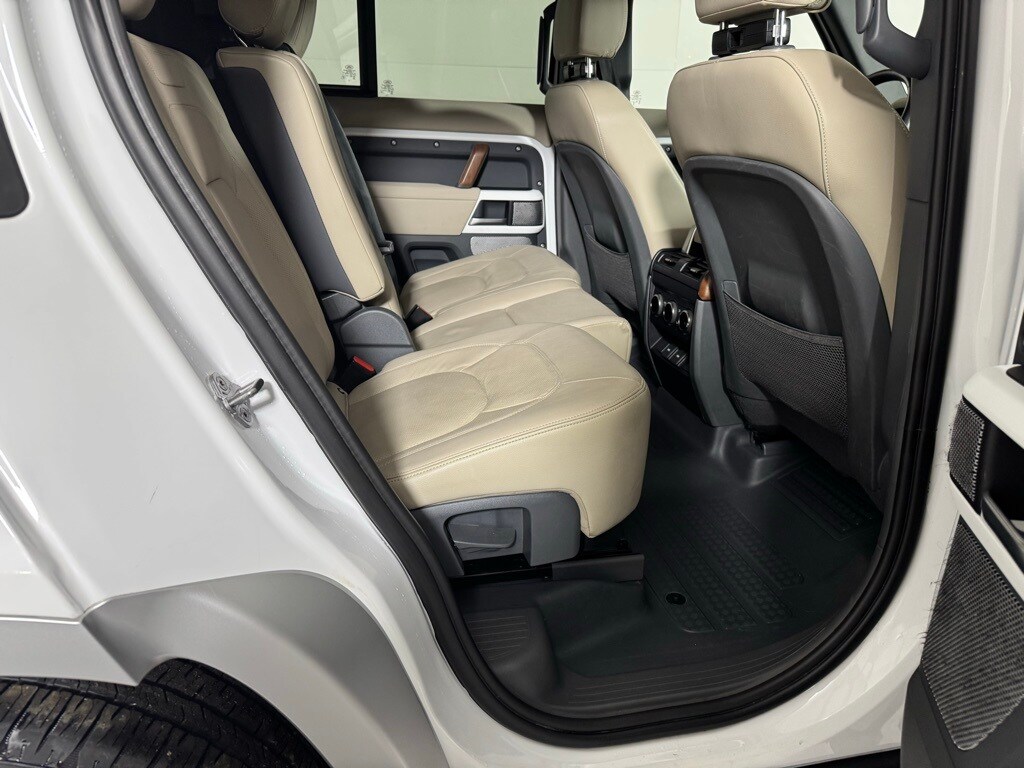 2023 LAND ROVER DEFENDER - Image 29
