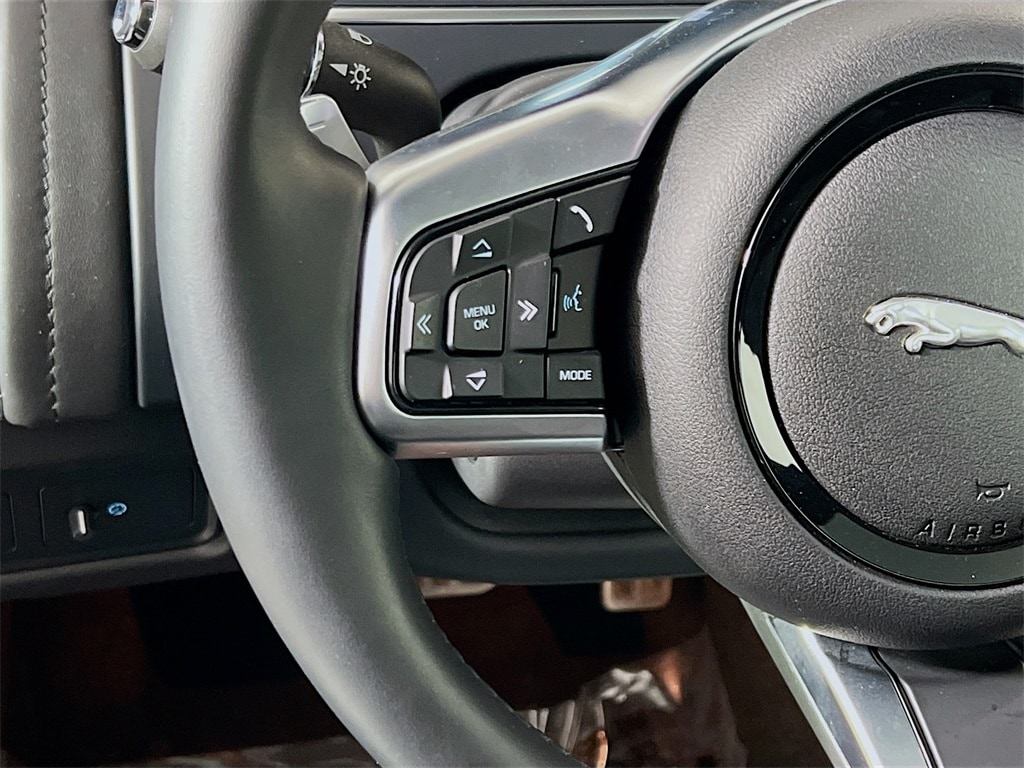 2024 JAGUAR F-TYPE - Image 10