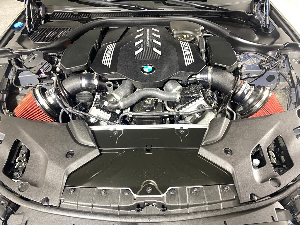 2023 BMW M550I - Image 31