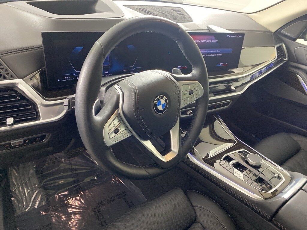 2023 BMW X7 - Image 9