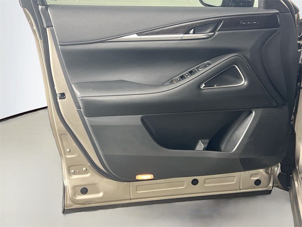 2022 INFINITI QX60 - Image 18